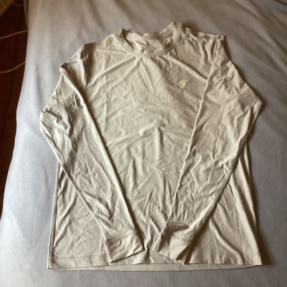 Vuori long sleeve tee